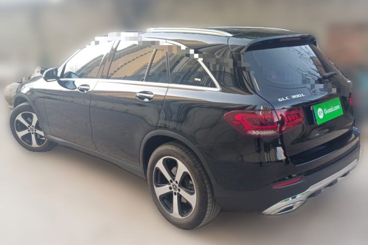 Used Mercedes-Benz GLC 2022 Refreshed GLC 260 L 4MATIC Dynamic Edition Exterior 3