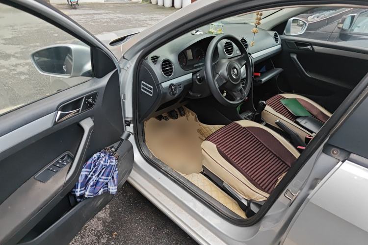 Used Volkswagen Jetta 2013 1.6L Manual Comfort Model Driver Seat