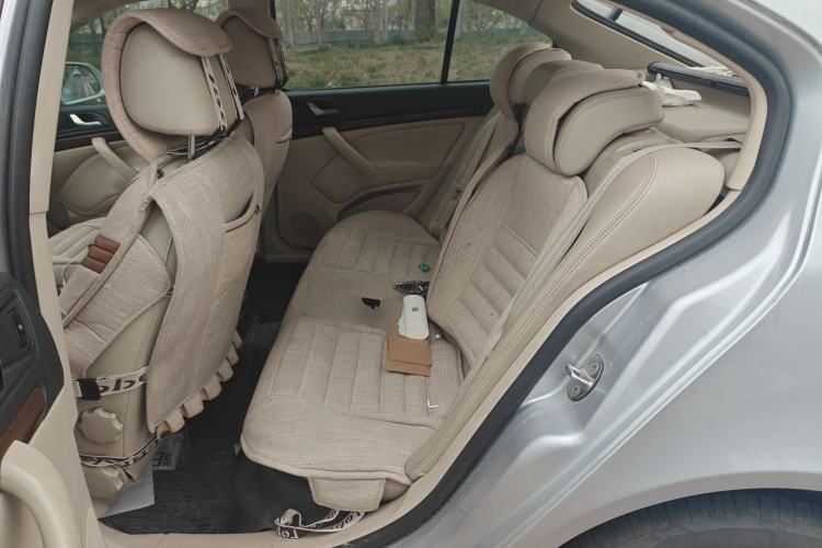 Used Skoda Octavia 2012 1.6L Automatic Yijun Edition Left Rear Seat