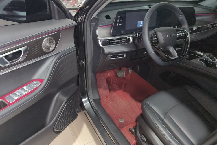 Used Chery Tiggo 8 PRO 2025 290T Two-Wheel-Drive Luxury Edition