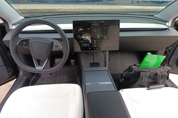 Used Tesla Model 3 2023 Long-Range All-Wheel-Drive Version