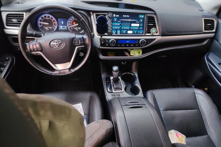 Used Toyota Highlander 2017 2.0T Four-Wheel Drive Luxury Navigation Version 7 Seats