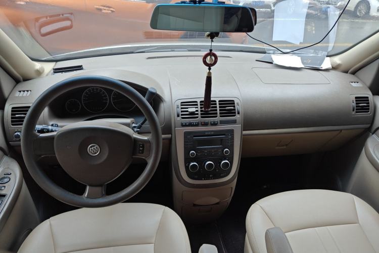 Used Buick GL8 2013 2.4L Classic Edition Center Console