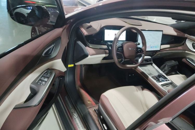 Used BYD Seal 2023 DM-i 1.5T 121km Prestige Model