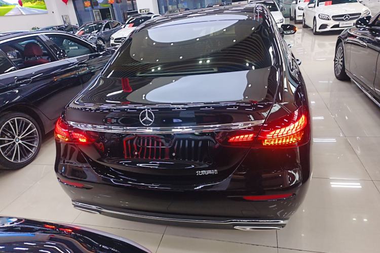 Used Mercedes-Benz E-Class 2023 Updated E 300 L Fashion Edition
