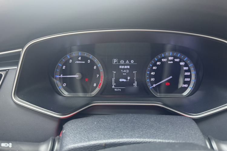 Used CHANGAN OSHAN X7 2020 1.5T Automatic Elite Edition Interior 2