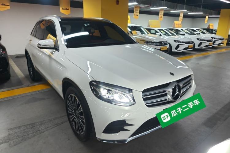 Used Mercedes-Benz GLC 2018 Facelifted GLC 260 4MATIC Dynamic Edition Front Right 45 Deg