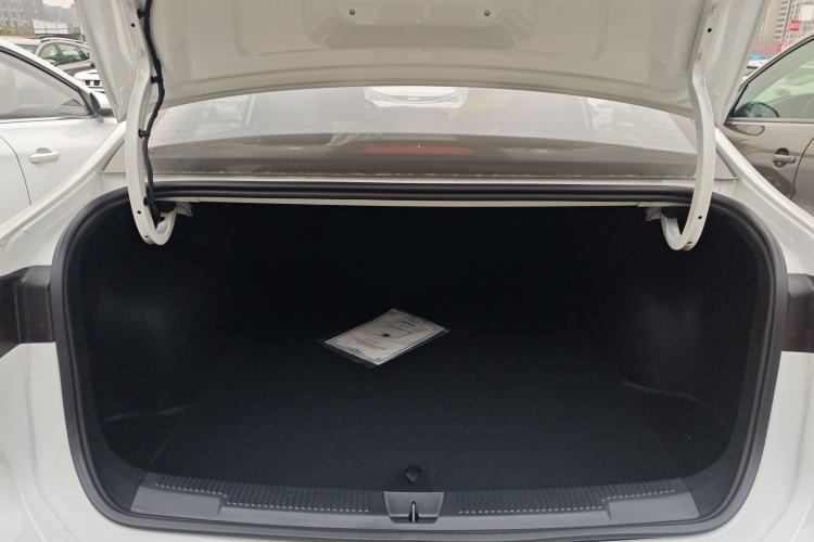 Used Roewe i5 2026 Model 1.5L CVT Luxury Version
