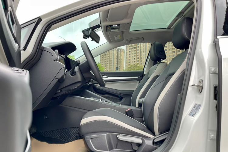 Used Volkswagen Golf 2023 Facelift 280TSI DSG Pro
