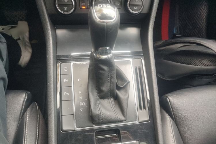 Used Skoda Superb 2016 TSI330 DSG Smart Drive Edition