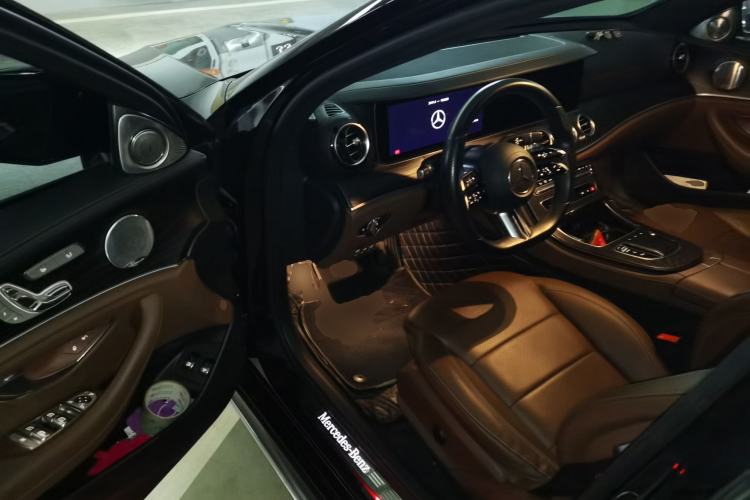 Used Mercedes-Benz E-Class New Energy 2021 E 350 e L Plug-in Hybrid Sports Sedan
