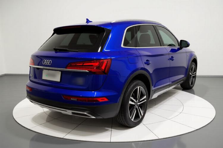 Used Audi Q5L 2022 40T Fashionable and Elegant Model
