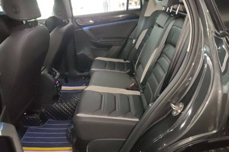 Used Volkswagen Tayron GTE Plug-in Hybrid 2022 1.4T Luxury Edition Left Rear Seat