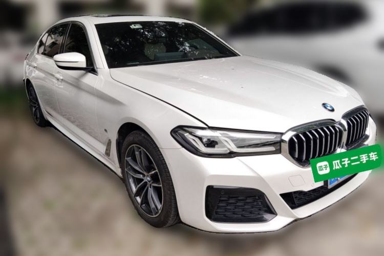 Used BMW 5 Series 2021 525Li M Sport Package Front Right 45 Deg