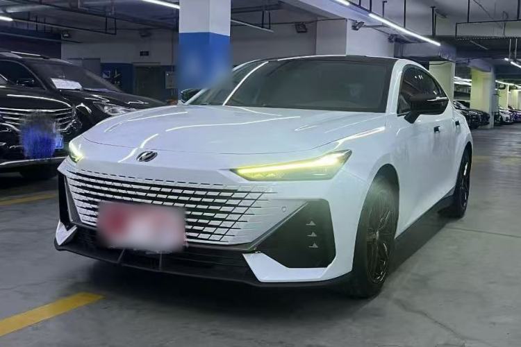 Used CHANGAN UNI-V 2022 1.5T Excellence Model Front Left 45 Deg