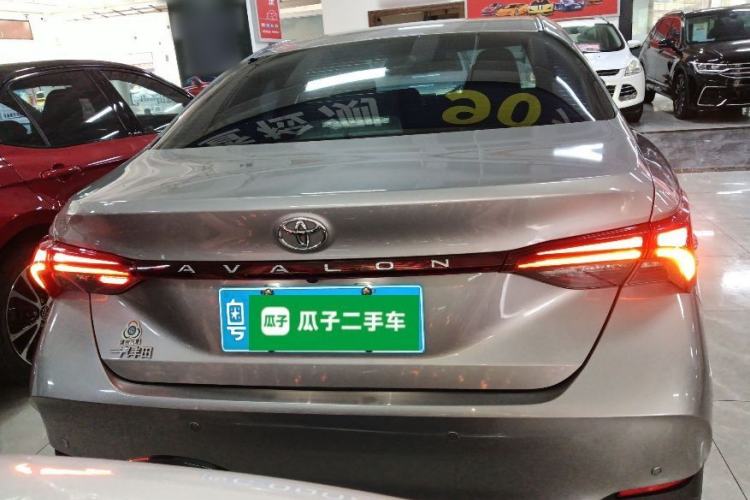 Used Toyota Avalon 2019 2.0L Luxury Edition China VI Standard