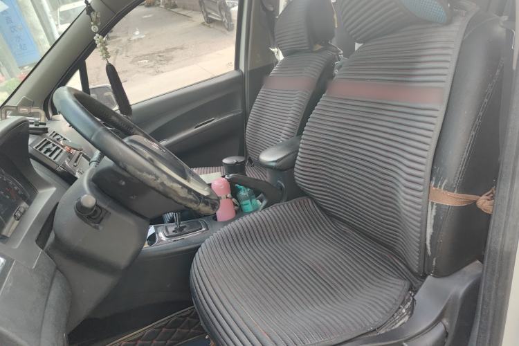 Used FORTHING Joyear 2014 LV Facelift 1.5L AMT Luxury Model Left Front Seat