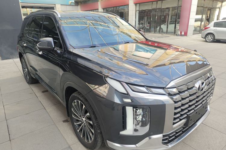 Used Hyundai Palisade 2023 3.5L Automatic All-Wheel Drive Calligraphy