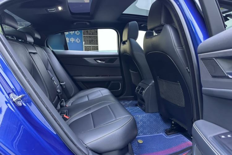 Used Jaguar XEL 2021 2.0T 200PS R-DYNAMIC Youth Sports Edition Interior 2