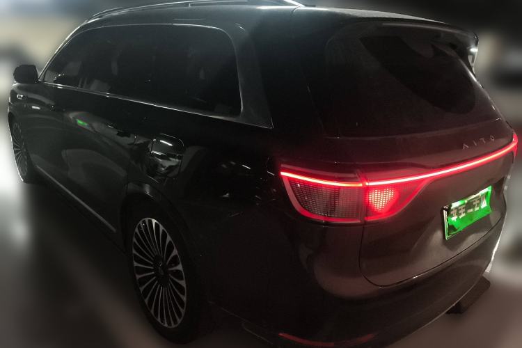 Used Hima AITO M9 2024 Range-Extended Max Edition 42 kWh 6-Seater Version
