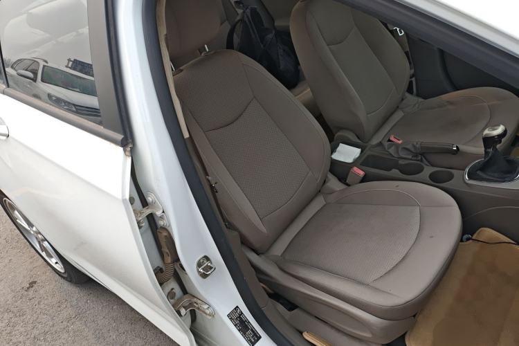 Used Chevrolet Cruze 2015 1.5L Manual Fashion Edition
