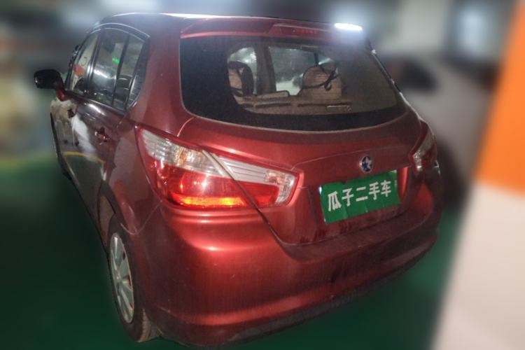 Used Venucia R50 2013 1.6L Automatic Fashion Edition Rear