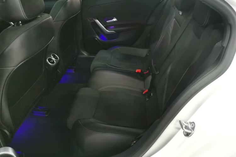 Used Mercedes-Benz A-Class 2022 Revised Version A 200 L Sport Sedan Fashionable Style Left Rear Seat
