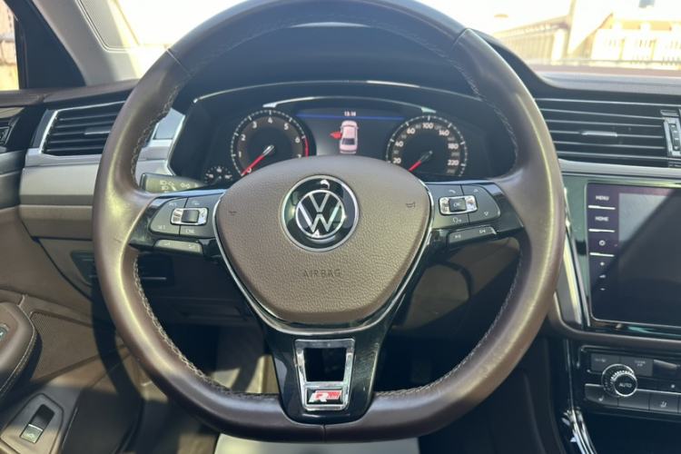 Used Volkswagen Phideon 2021 380TSI Luxury Edition