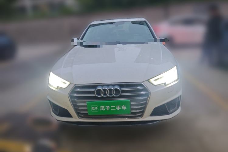 Used Audi A4L 2019 40 TFSI Fashion Edition China VI Emission Standard