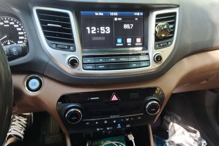 Used Hyundai Tucson 2015 1.6T Dual-Clutch Two-Wheel-Drive Smart Model