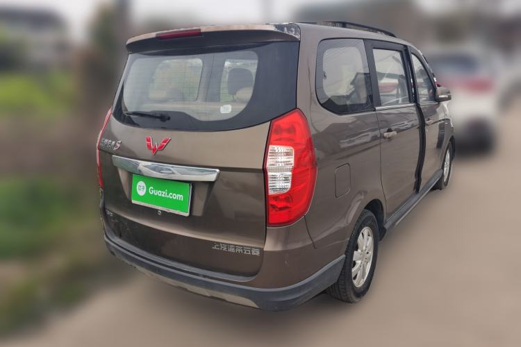 Used Wuling Hongguang 2014 1.5L S Comfort Model
