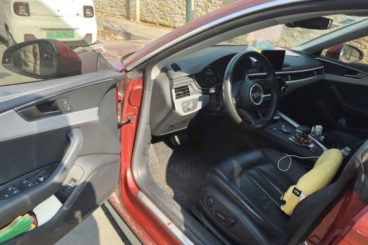 Used Audi A5 2017 Sportback 40 TFSI Fashion Model Driver Seat