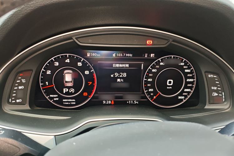 Used Audi Q7 2018 45 TFSI S line Sport Edition Instrument Cluster