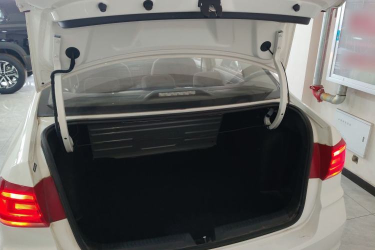 Used Volkswagen Santana 2019 1.5L Manual Fashion Edition China VI Standard Trunk