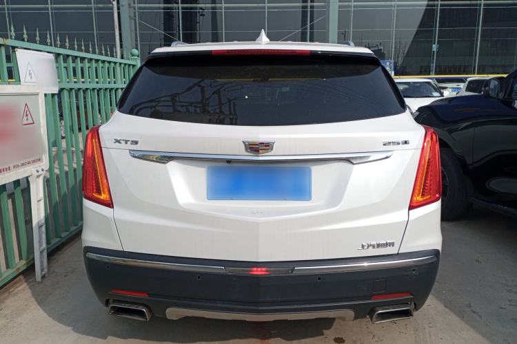 Used Cadillac XT5 2016 25T Luxury Model
