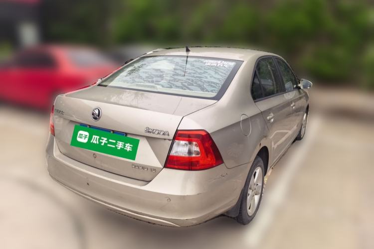 Used Skoda Rapid 2013 1.6L Automatic Smart Selection Model Rear Right 45 Deg