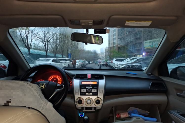 Used Honda City Classic 2008 1.5L manual Elite Edition Center Console