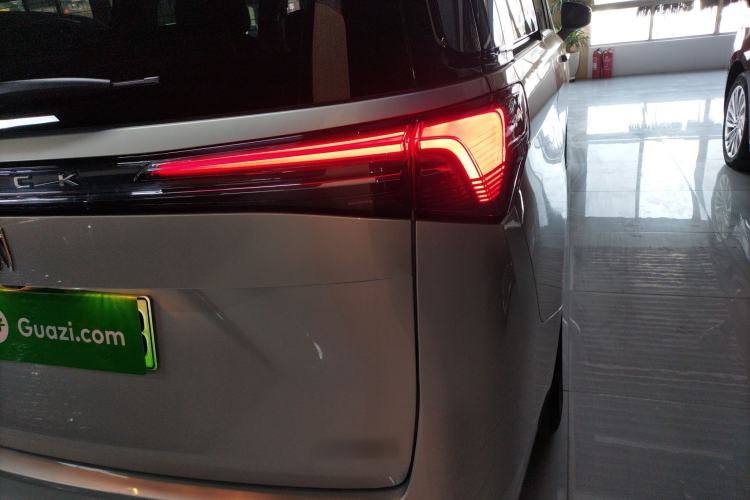 Used Buick GL8 New Energy 2025 Lu Shang Smart Enjoyment Edition 7-Seater
