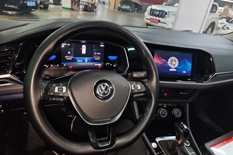 Used Volkswagen Sagitar 2021 280TSI DSG Comfort Connect Edition Center Console