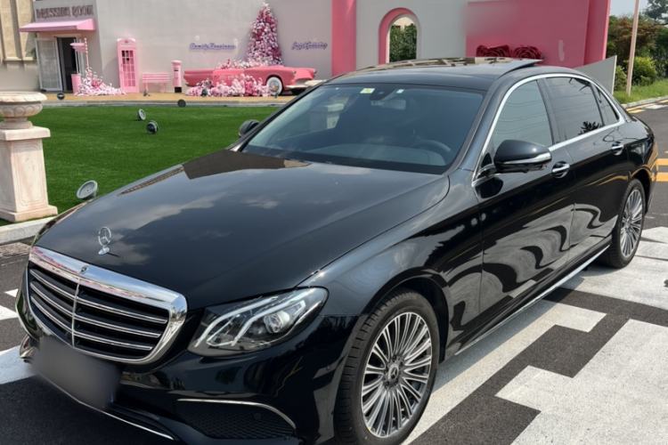 Used Mercedes-Benz E-Class 2019 E 300 L Sporty and Stylish Model