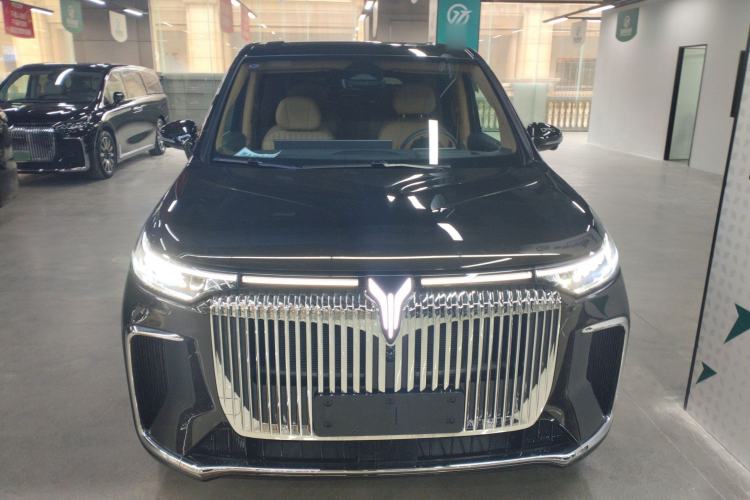 Used VOYAH Dream 2025 PHEV Four-Wheel-Drive Flagship Kunpeng Edition Front