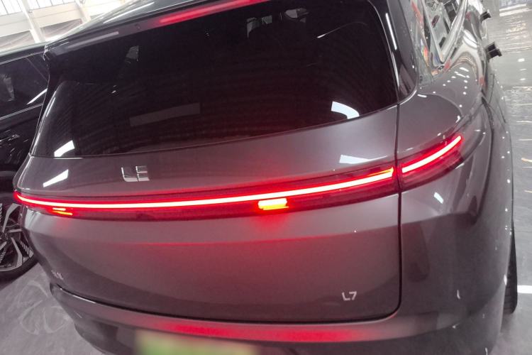 Used Li Auto L7 2023 Pro Model
