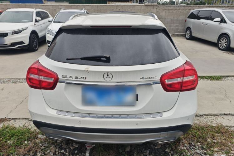 Used Mercedes-Benz GLA 2015 GLA 220 4MATIC Fashion Model