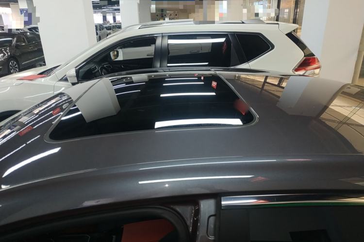 Used MG 5 2023 180 DVVT CVT Luxury Edition Roof