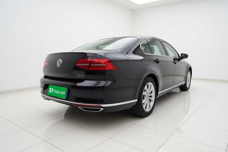 Used Volkswagen Magotan 2018 330TSI DSG Luxury Model Exterior 5