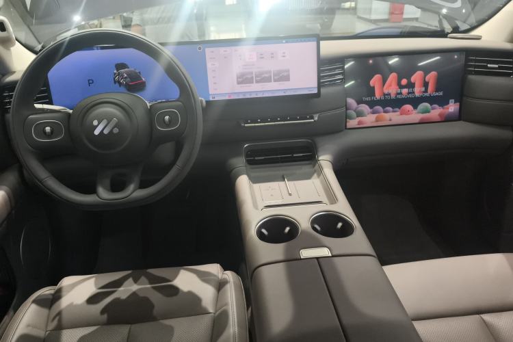 Used IM LS6 2026 Model Range-Extending 66 Max+ Center Console