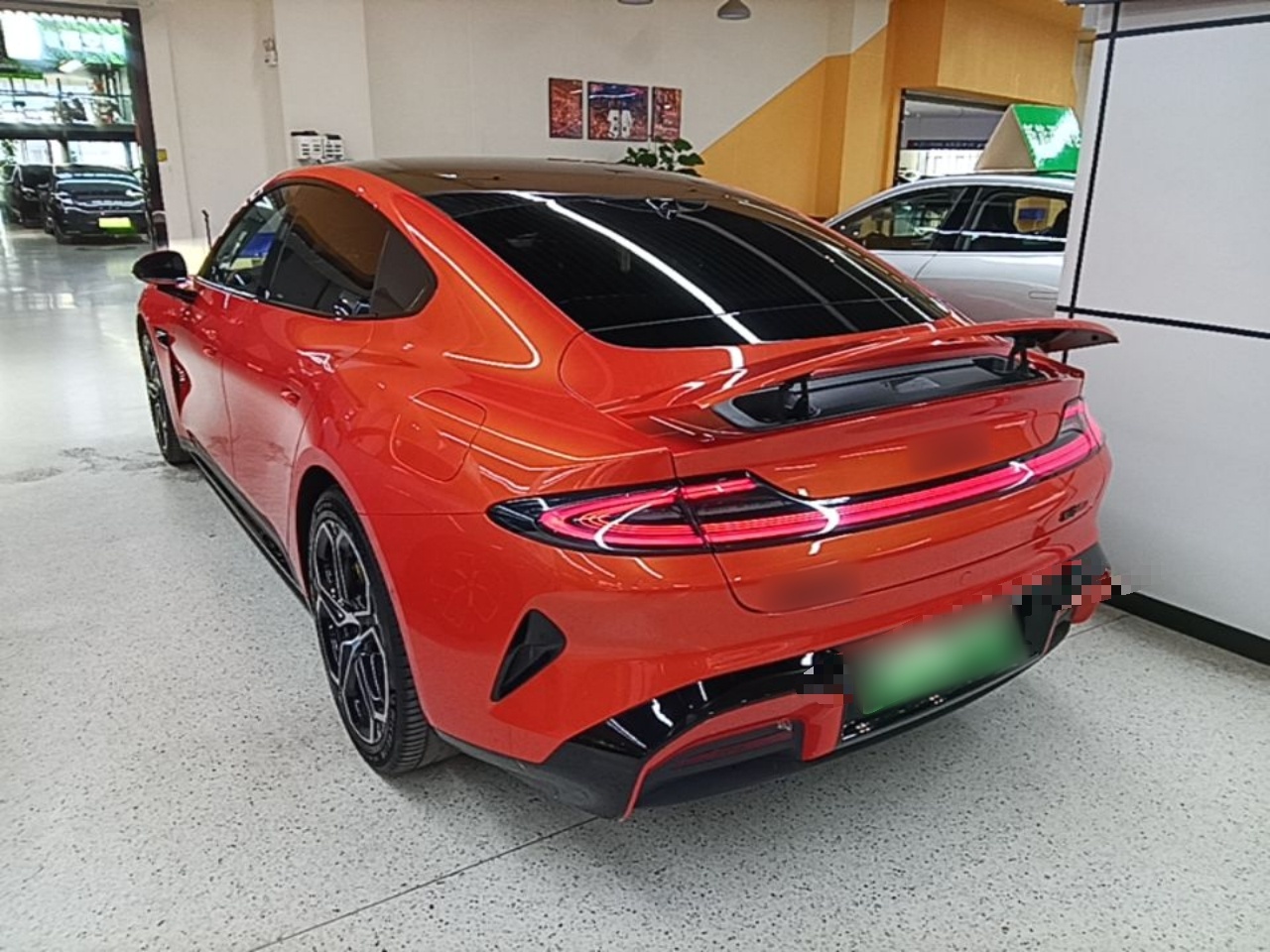 Xiaomi Auto SU7 2024 Four-Wheel Drive Ultra-Long Range Advanced Intelligent Driving Max Edition — снимка 4