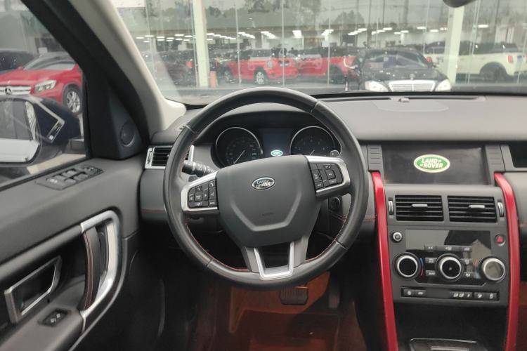 Used Land Rover Discovery Sport 2019 240 PS SE Dynamic Version China VI Standard Steering Wheel
