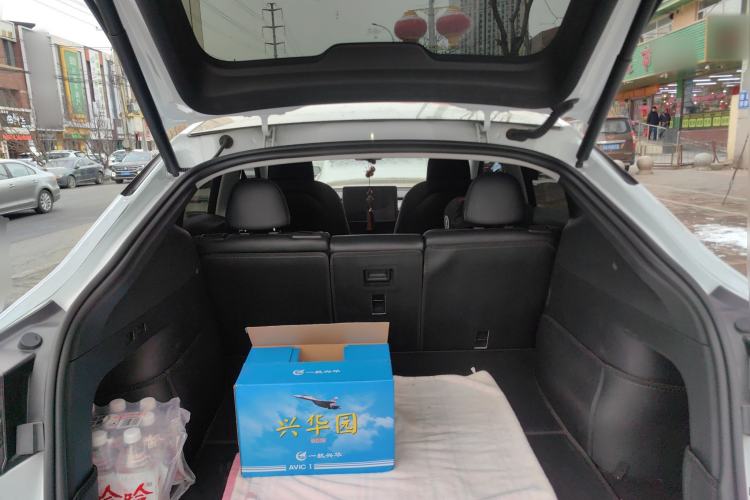 Used Tesla Model Y 2024 Rear-Wheel-Drive Version
