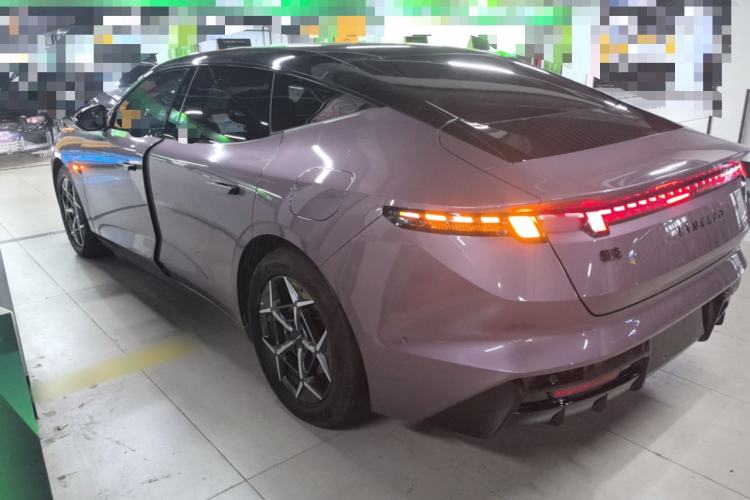 Used Lynk & Co 10 EM-P 2025 Model 120 Four-Wheel Drive Ultra Rear Left 45 Deg